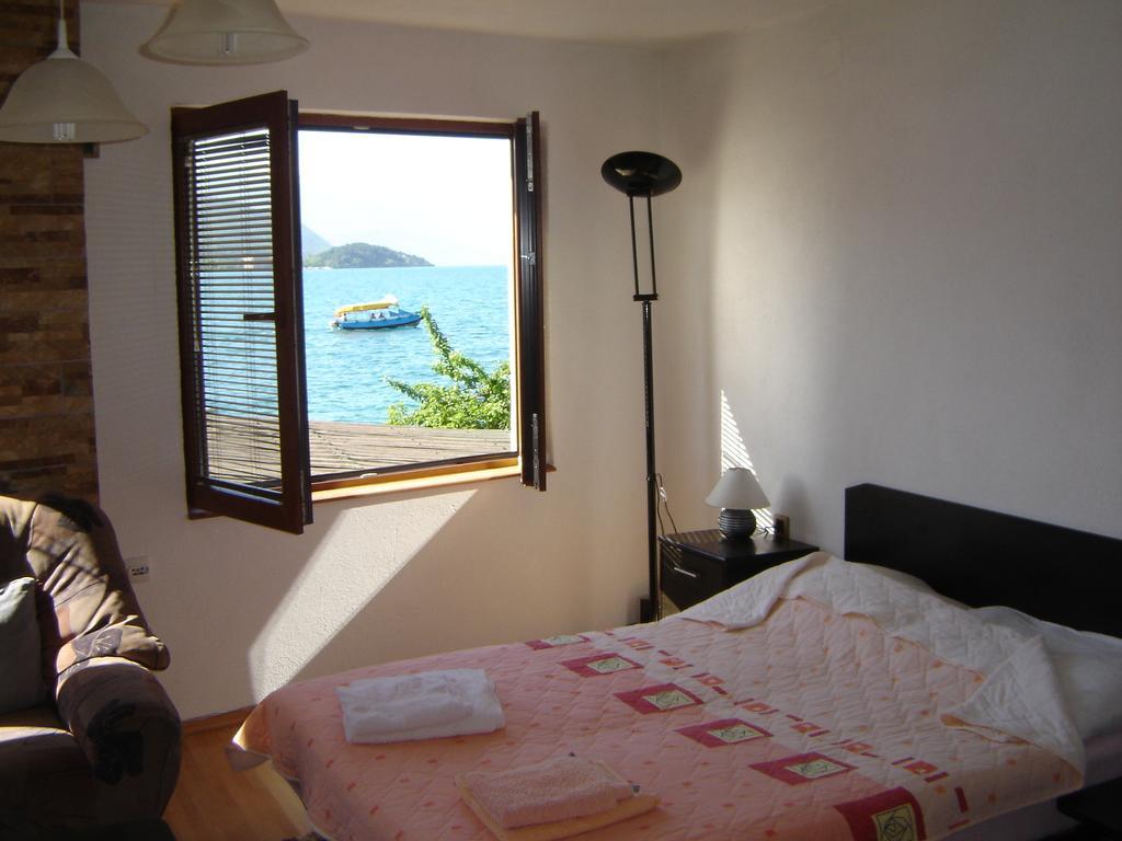 אוהריד 'By The Lake' Apartments חדר תמונה